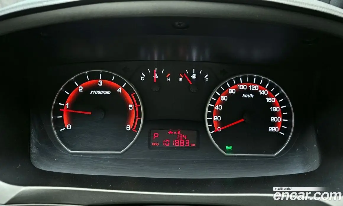 SsangYong Korando 2015 2.0 автомат (гидро), фото 8