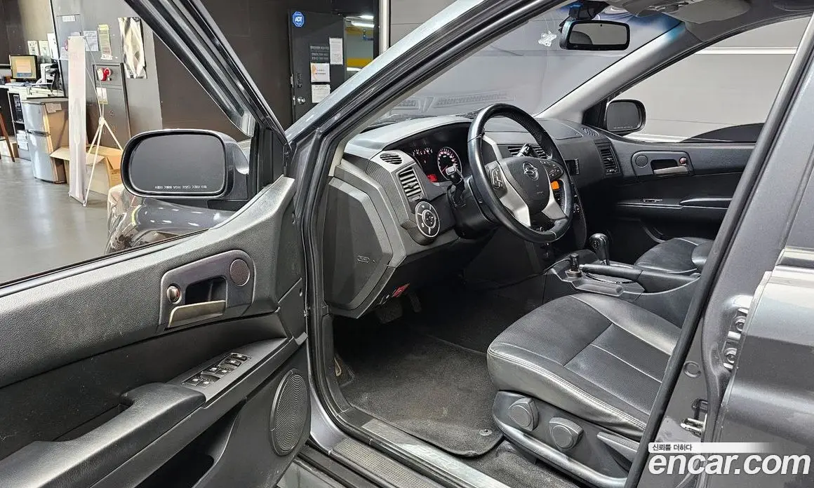 SsangYong Korando 2015 2.0 автомат (гидро), фото 10