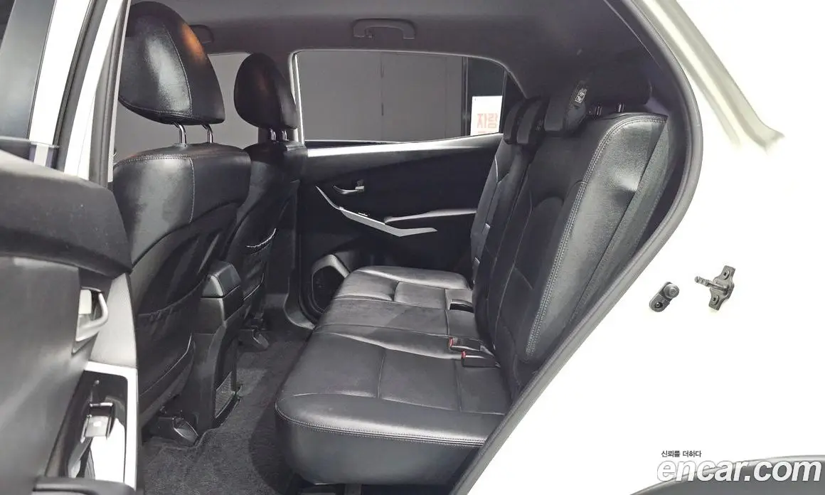 SsangYong Korando 2015 2.0 автомат (гидро), фото 16 SsangYong Korando 2015 2.0 автомат (гидро), фото 16
