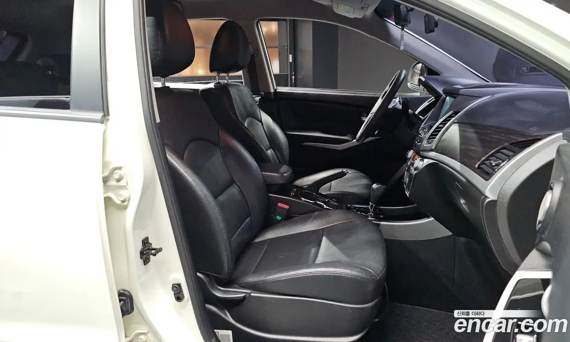 SsangYong Korando 2015 2.0 автомат (гидро), фото 18 SsangYong Korando 2015 2.0 автомат (гидро), фото 18