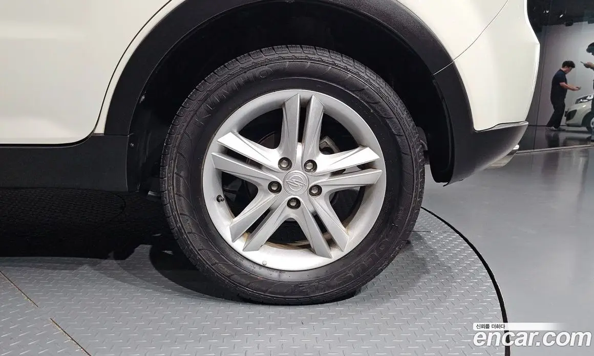 SsangYong Korando 2015 2.0 автомат (гидро), фото 7 SsangYong Korando 2015 2.0 автомат (гидро), фото 7