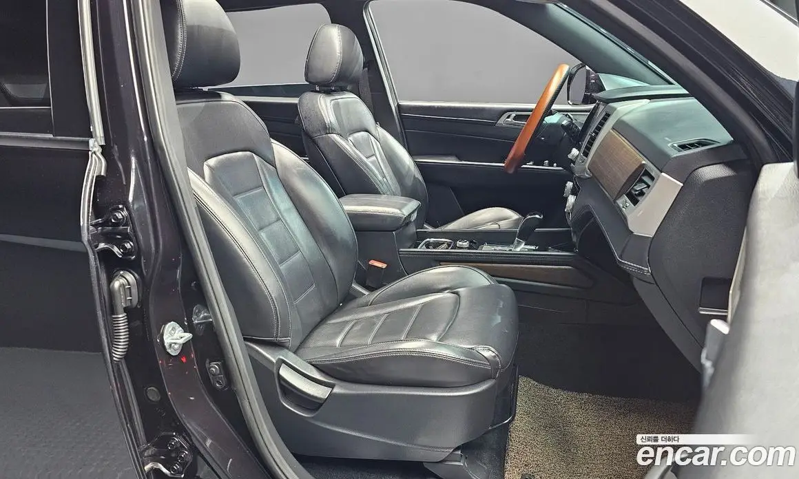 SsangYong Rexton 2017 2.2 автомат (гидро), фото 16