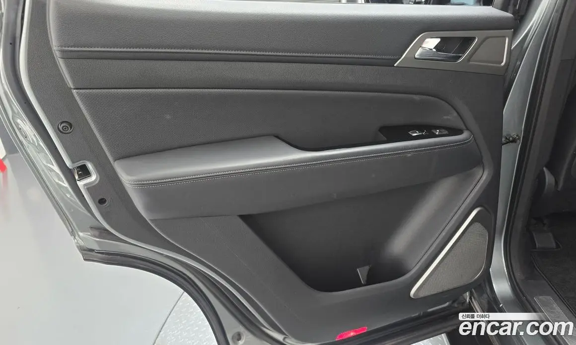 SsangYong Rexton 2017 2.2 автомат (гидро), фото 15 SsangYong Rexton 2017 2.2 автомат (гидро), фото 15