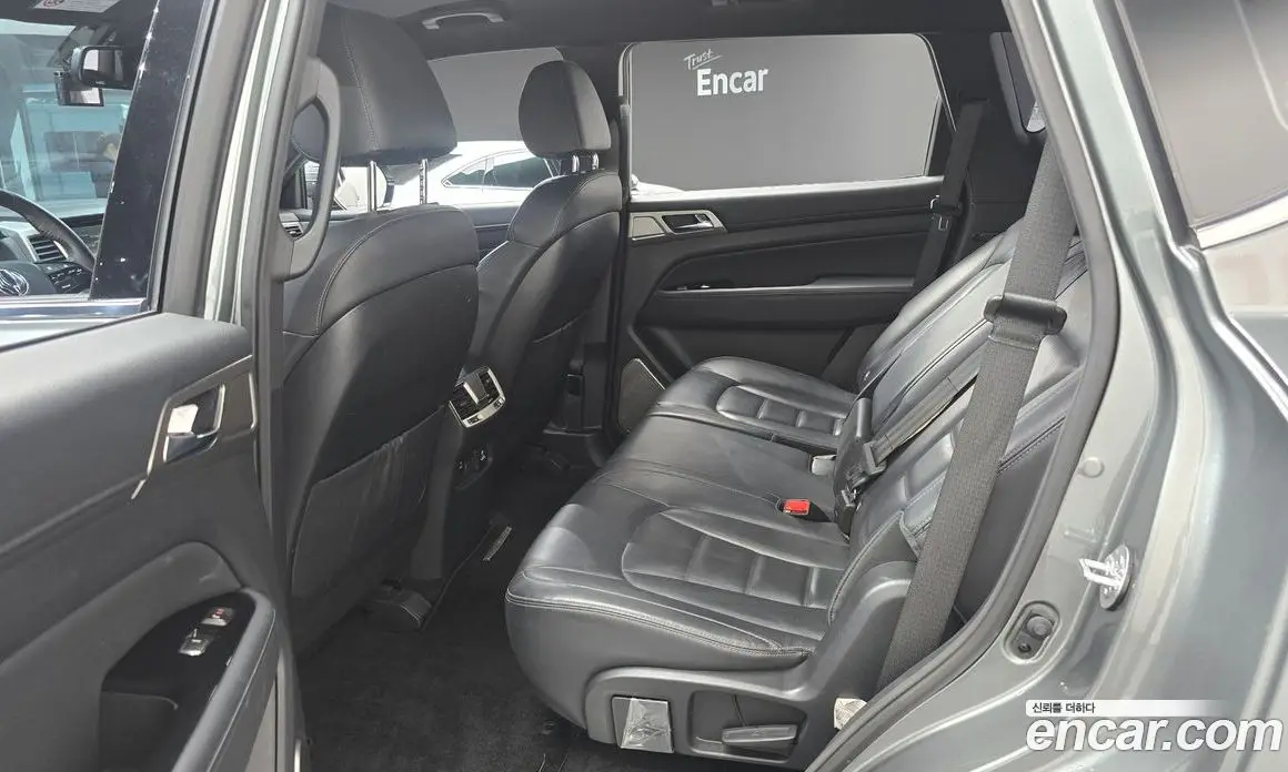 SsangYong Rexton 2017 2.2 автомат (гидро), фото 18 SsangYong Rexton 2017 2.2 автомат (гидро), фото 18