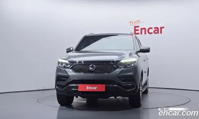 SsangYong Rexton 2017 2.2 автомат (гидро), миниатюра 3 SsangYong Rexton 2017 2.2 автомат (гидро), миниатюра 3