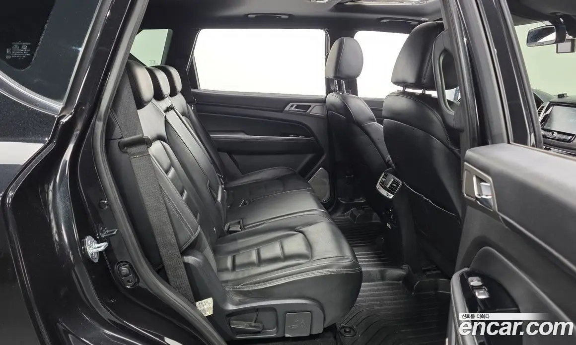 SsangYong Rexton 2018 2.2 автомат (гидро), фото 18 SsangYong Rexton 2018 2.2 автомат (гидро), фото 18