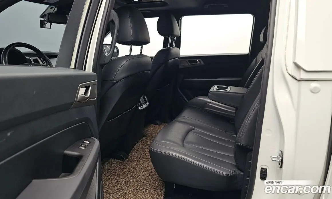 SsangYong Rexton 2019 2.2 автомат (гидро), фото 16