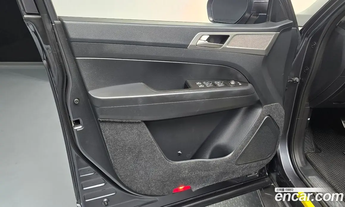 SsangYong Rexton 2019 2.2 автомат (гидро), фото 14