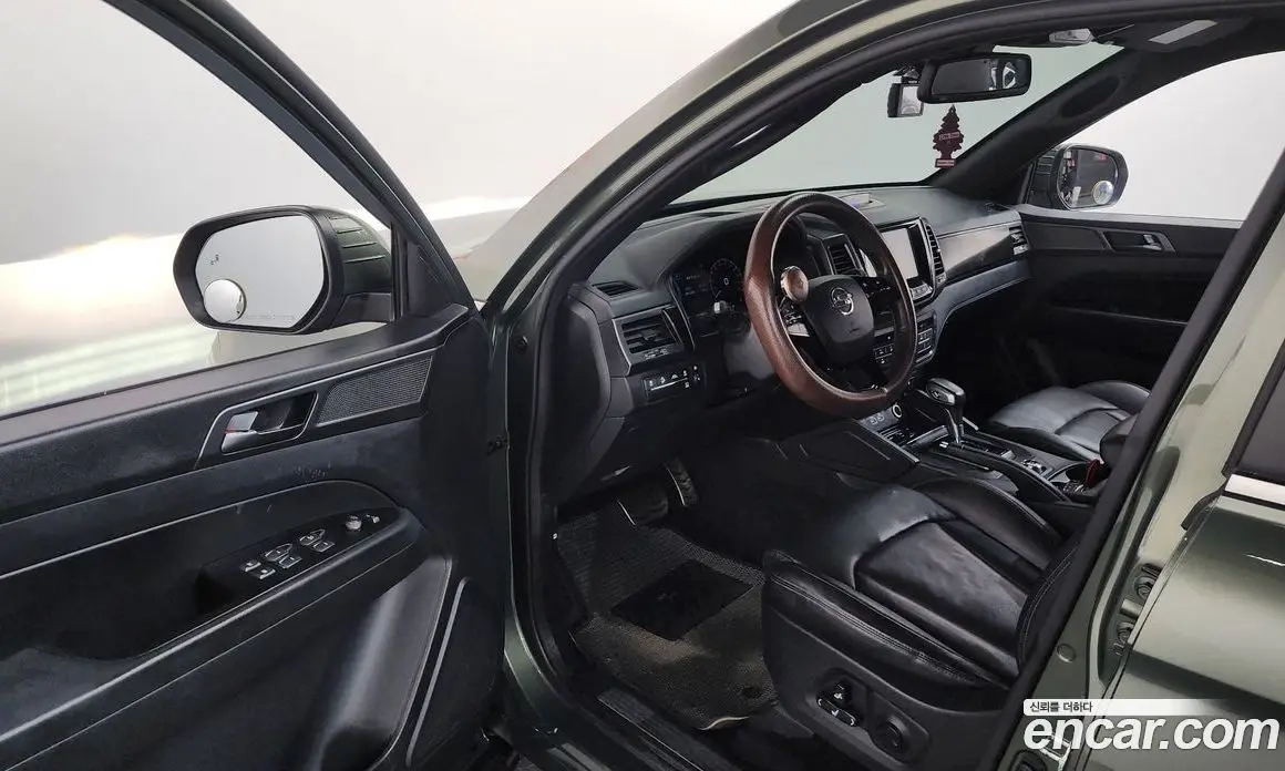 SsangYong Rexton 2022 2.2 автомат (гидро), фото 13