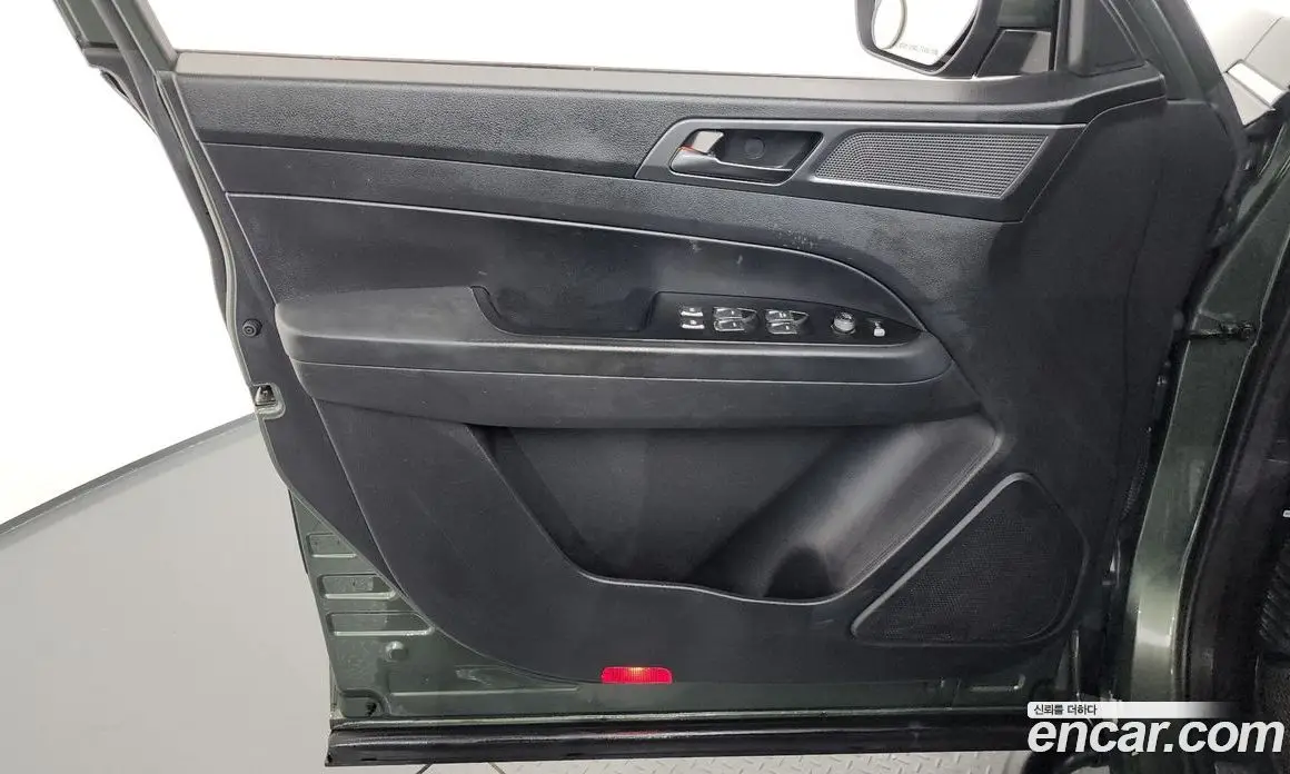SsangYong Rexton 2022 2.2 автомат (гидро), фото 14