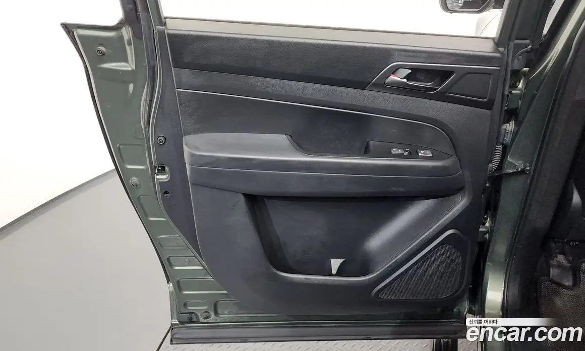 SsangYong Rexton 2022 2.2 автомат (гидро), фото 15