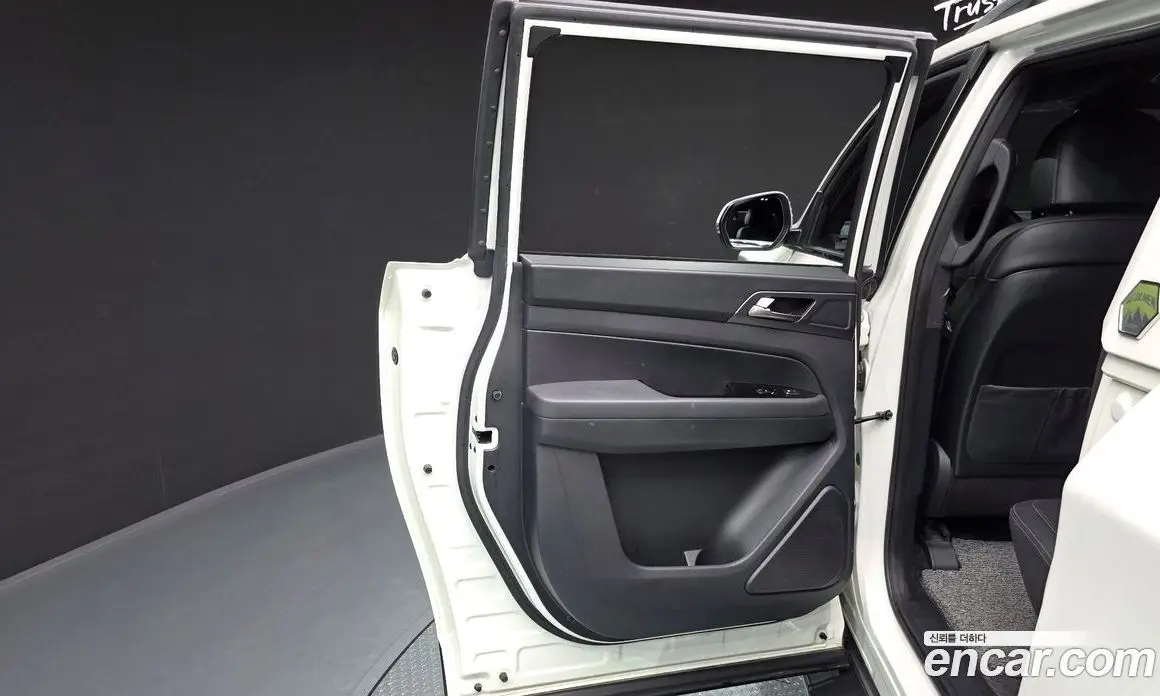 SsangYong Rexton 2023 2.2 автомат (гидро), фото 15