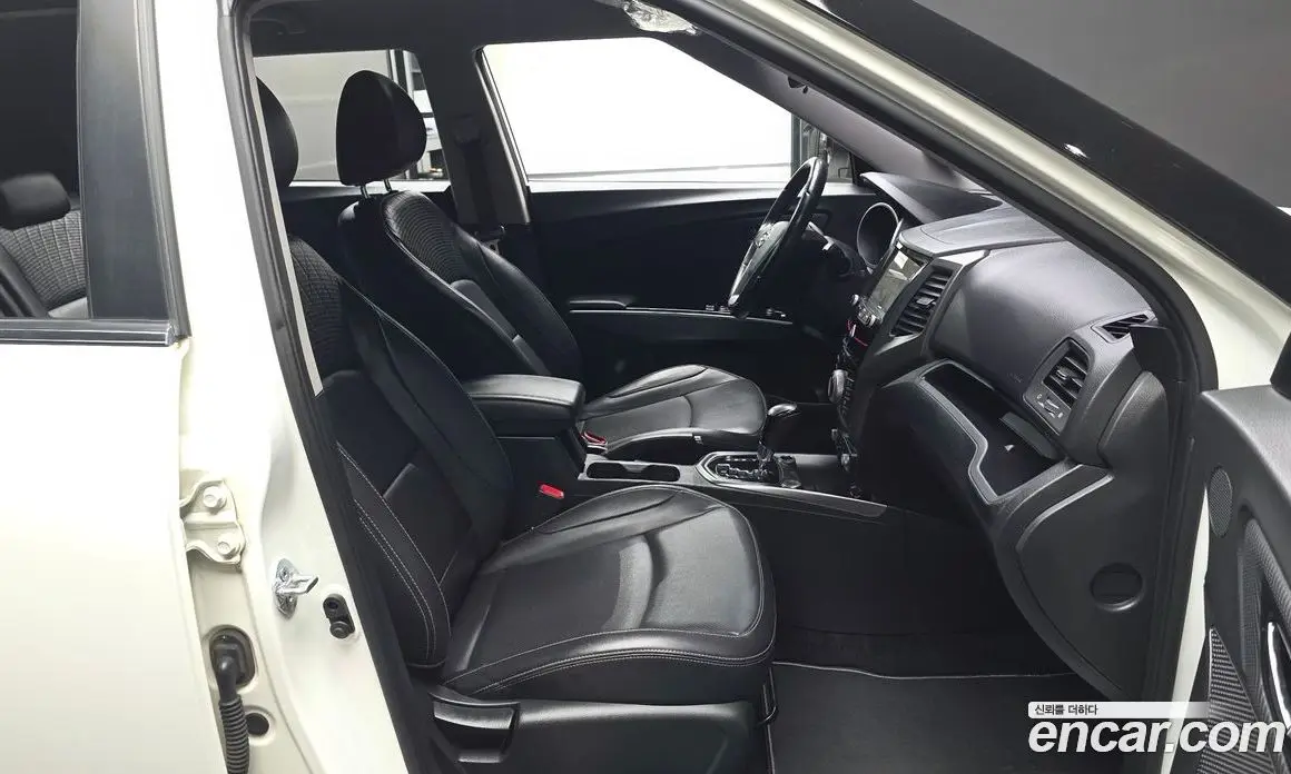 SsangYong TIBOLI 2017 1.6 автомат (гидро), фото 18 SsangYong TIBOLI 2017 1.6 автомат (гидро), фото 18