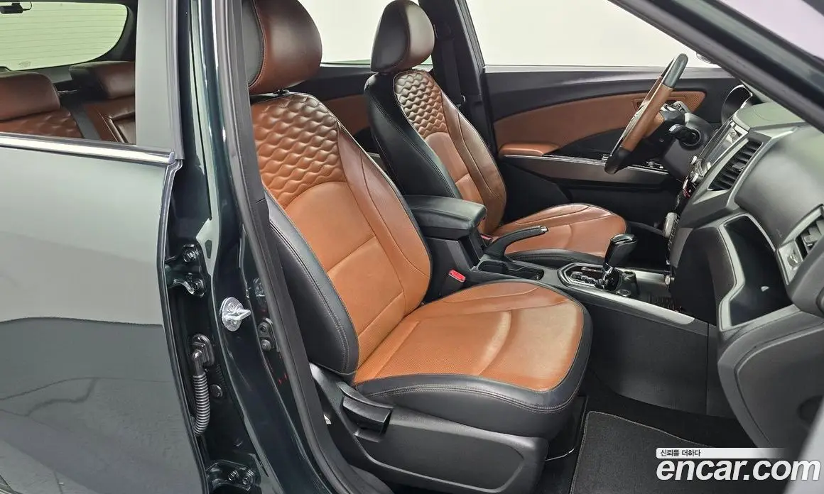 SsangYong TIBOLI 2018 1.6 автомат (гидро), фото 16