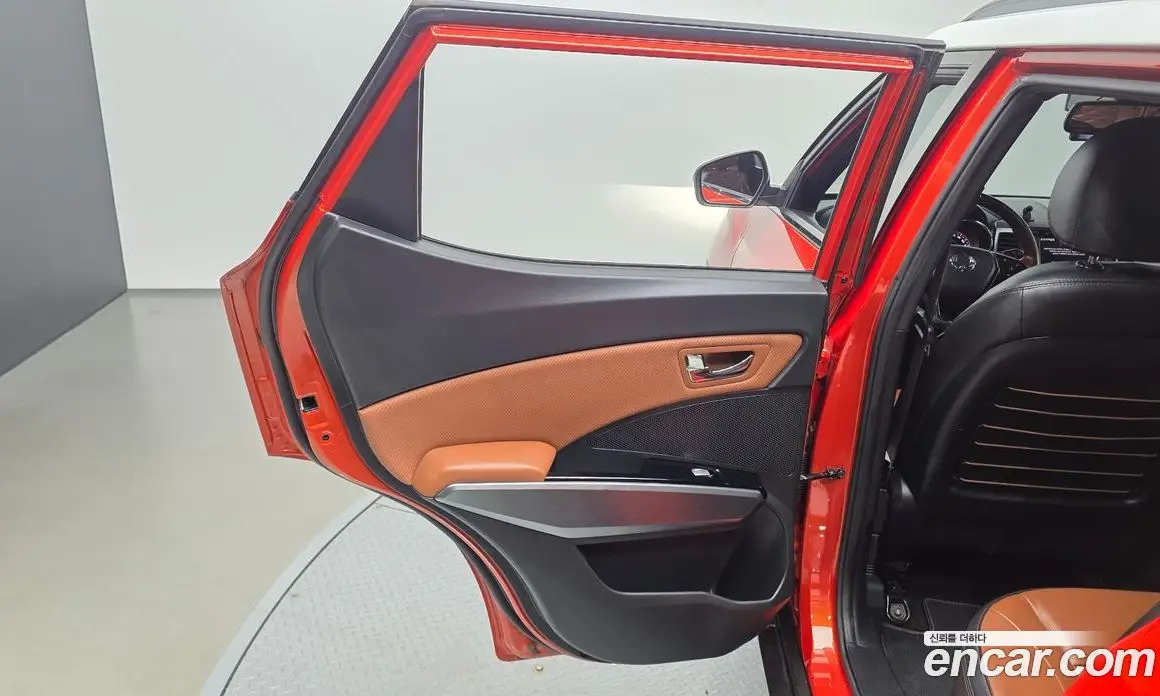 SsangYong TIBOLI 2019 1.6 автомат (гидро), фото 15 SsangYong TIBOLI 2019 1.6 автомат (гидро), фото 15