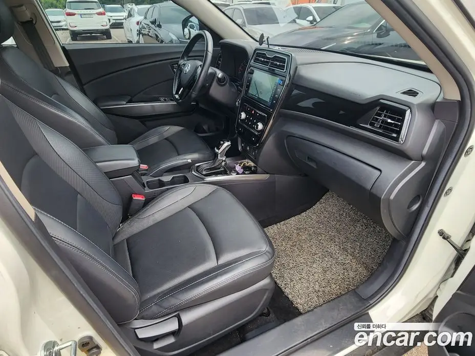 SsangYong TIBOLI 2022 1.5 автомат (гидро), фото 8 SsangYong TIBOLI 2022 1.5 автомат (гидро), фото 8