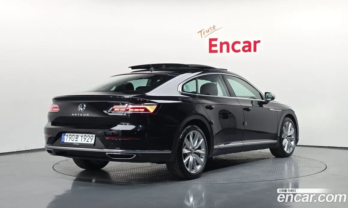 Volkswagen Arteon 2023 2.0 автомат (гидро), фото 2 Volkswagen Arteon 2023 2.0 автомат (гидро), фото 2
