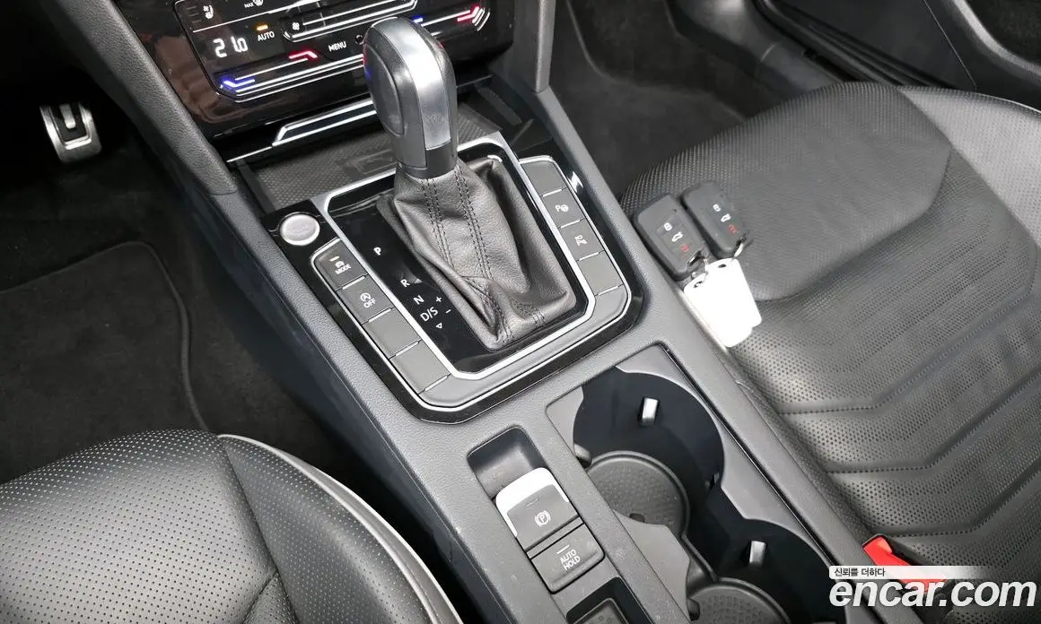 Volkswagen Arteon 2023 2.0 автомат (гидро), фото 12 Volkswagen Arteon 2023 2.0 автомат (гидро), фото 12