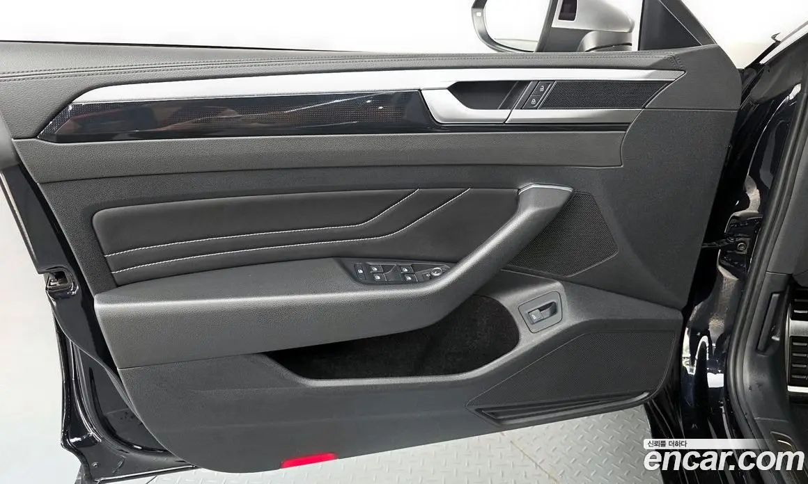 Volkswagen Arteon 2023 2.0 автомат (гидро), фото 14 Volkswagen Arteon 2023 2.0 автомат (гидро), фото 14