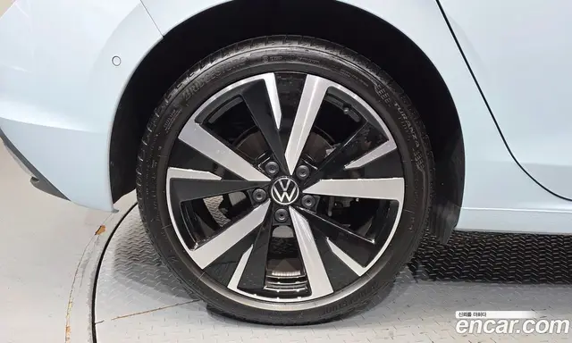 Volkswagen Golf 2025 2.0 автомат (гидро), миниатюра 7 Volkswagen Golf 2025 2.0 автомат (гидро), миниатюра 7