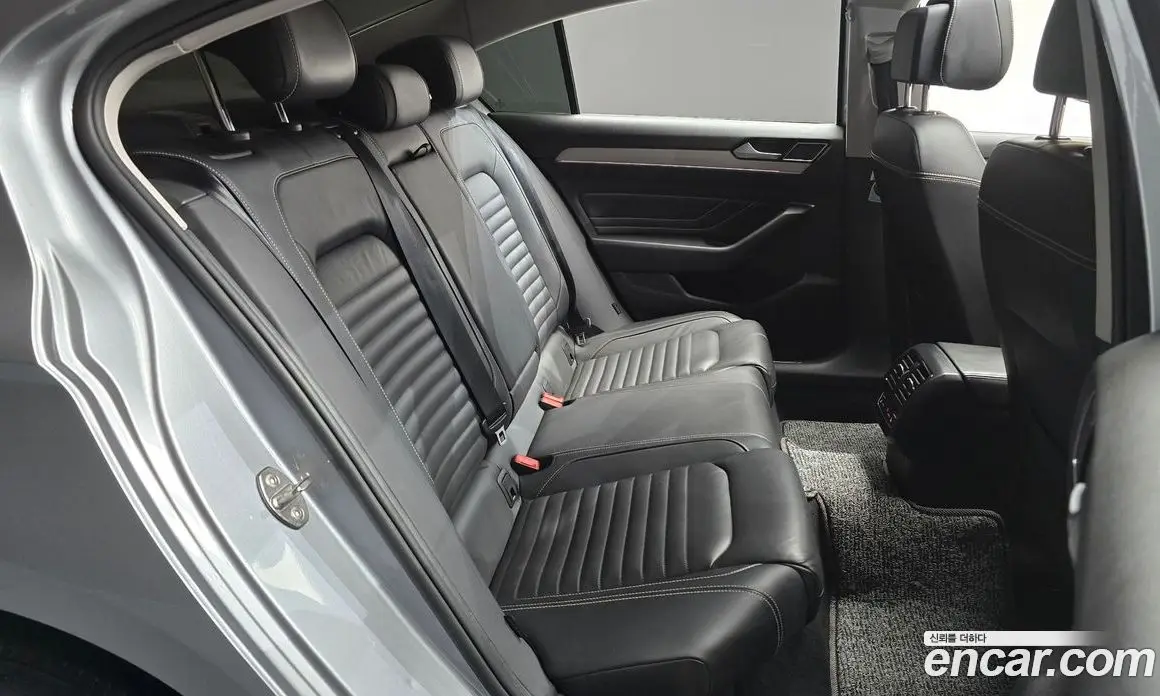 Volkswagen Passat 2021 2.0 автомат (гидро), фото 17 Volkswagen Passat 2021 2.0 автомат (гидро), фото 17