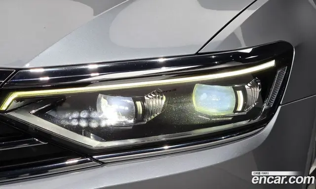 Volkswagen Passat 2021 2.0 автомат (гидро), миниатюра 8 Volkswagen Passat 2021 2.0 автомат (гидро), миниатюра 8