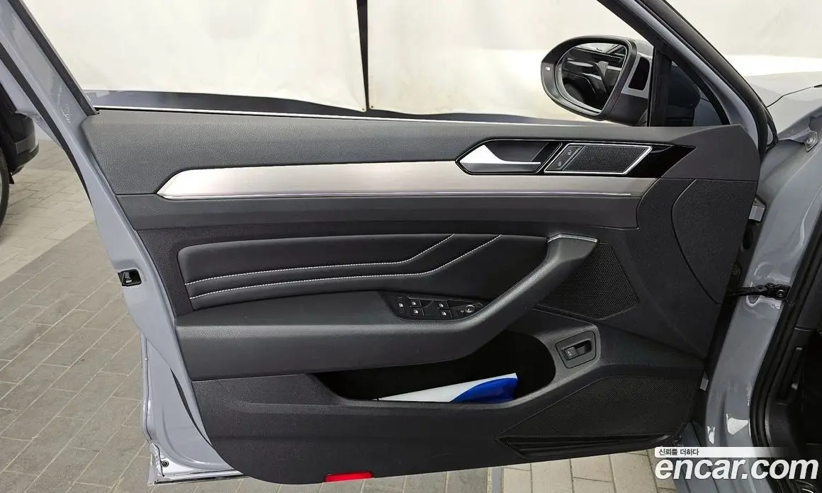 Volkswagen Passat 2022 2.0 автомат (гидро), фото 14