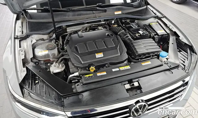 Volkswagen Passat 2022 2.0 автомат (гидро), миниатюра 6