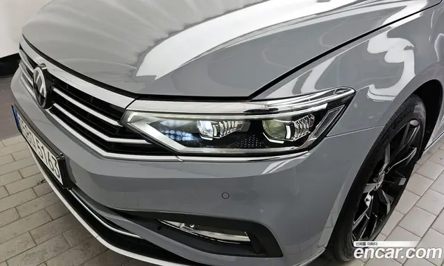 Volkswagen Passat 2022 2.0 автомат (гидро), миниатюра 8