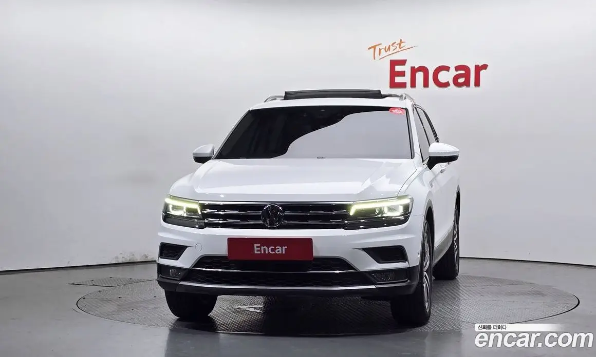 Volkswagen Tiguan 2020 2.0 автомат (гидро), фото 3