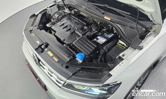 Volkswagen Tiguan 2020 2.0 автомат (гидро), миниатюра 6