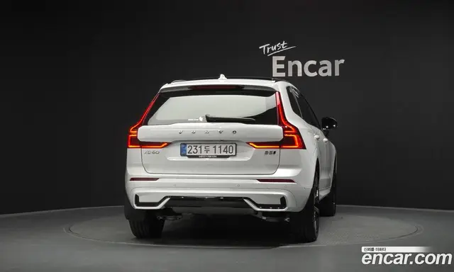 Volvo XC60 2025 2.0 автомат (гидро), миниатюра 3 Volvo XC60 2025 2.0 автомат (гидро), миниатюра 3