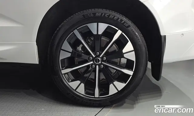 Volvo XC60 2025 2.0 автомат (гидро), миниатюра 6 Volvo XC60 2025 2.0 автомат (гидро), миниатюра 6