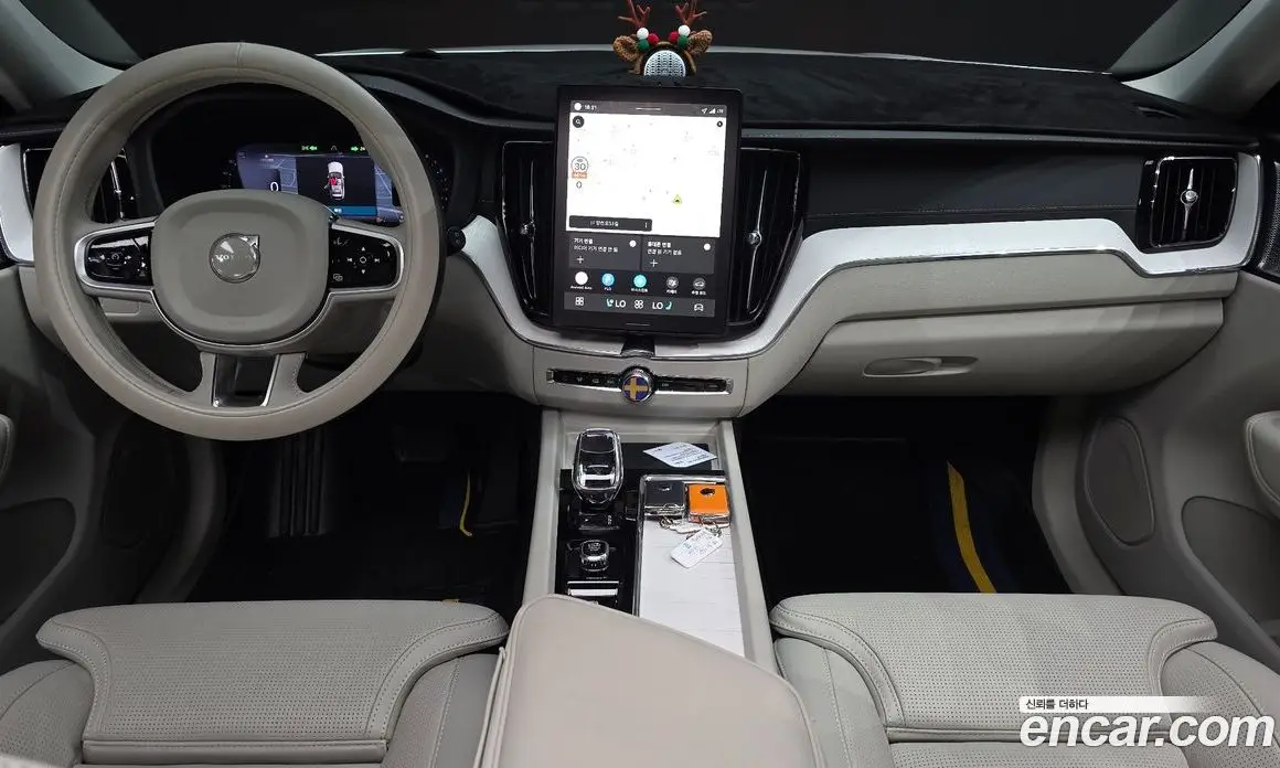Volvo XC60 2025 2.0 автомат (гидро), фото 9 Volvo XC60 2025 2.0 автомат (гидро), фото 9