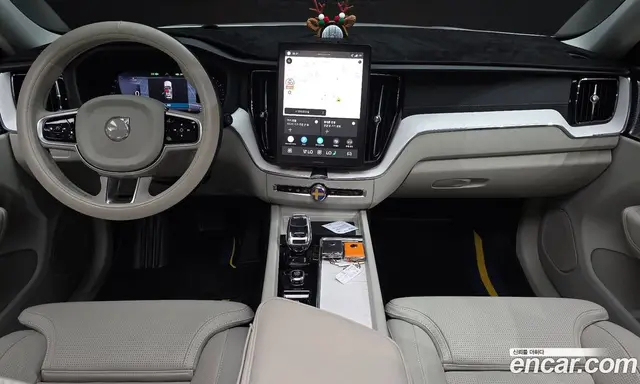 Volvo XC60 2025 2.0 автомат (гидро), миниатюра 9 Volvo XC60 2025 2.0 автомат (гидро), миниатюра 9