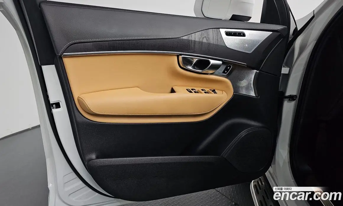 Volvo XC90 2025 2.0 автомат (гидро), фото 13 Volvo XC90 2025 2.0 автомат (гидро), фото 13
