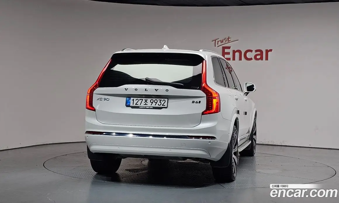 Volvo XC90 2025 2.0 автомат (гидро), фото 3 Volvo XC90 2025 2.0 автомат (гидро), фото 3