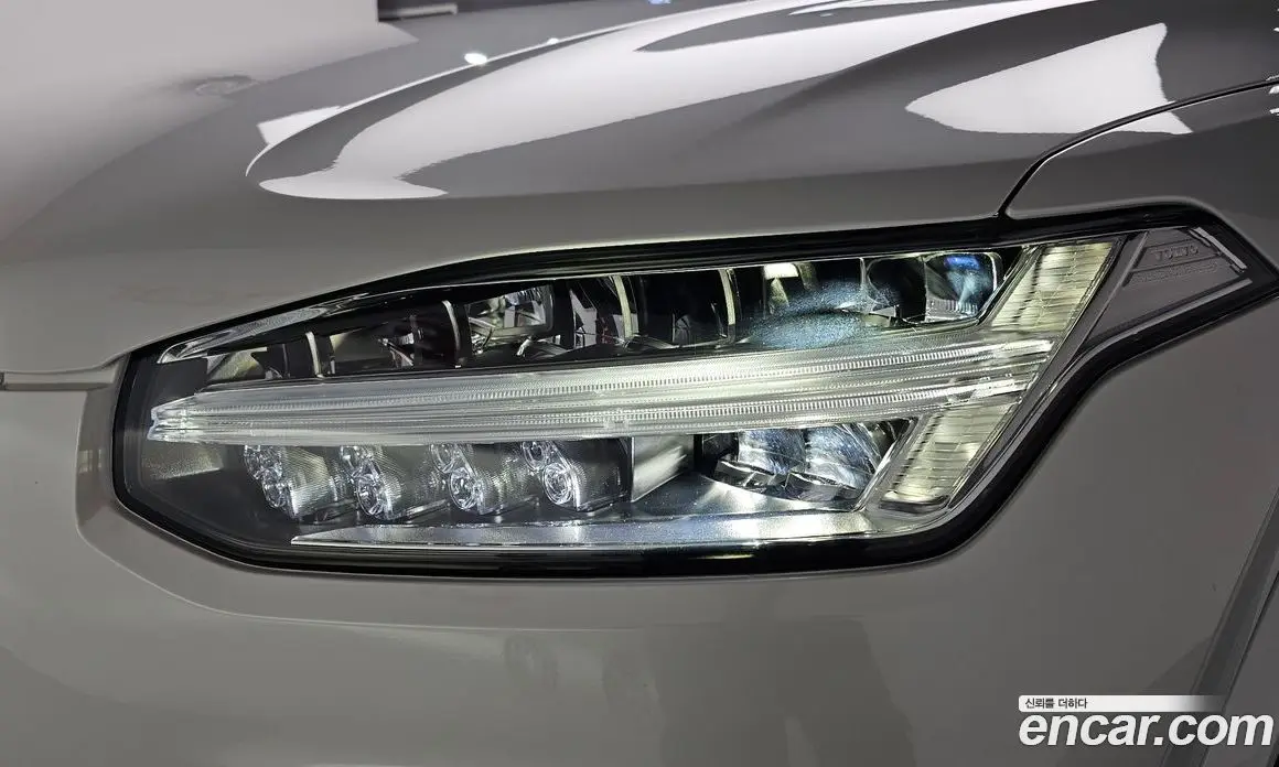 Volvo XC90 2025 2.0 автомат (гидро), фото 7 Volvo XC90 2025 2.0 автомат (гидро), фото 7