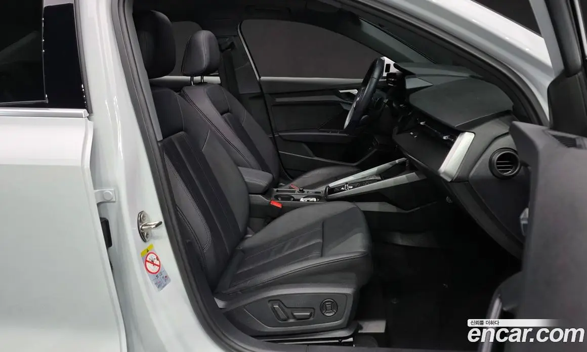 Audi A3 2022 2.0 автомат (гидро), фото 16 Audi A3 2022 2.0 автомат (гидро), фото 16