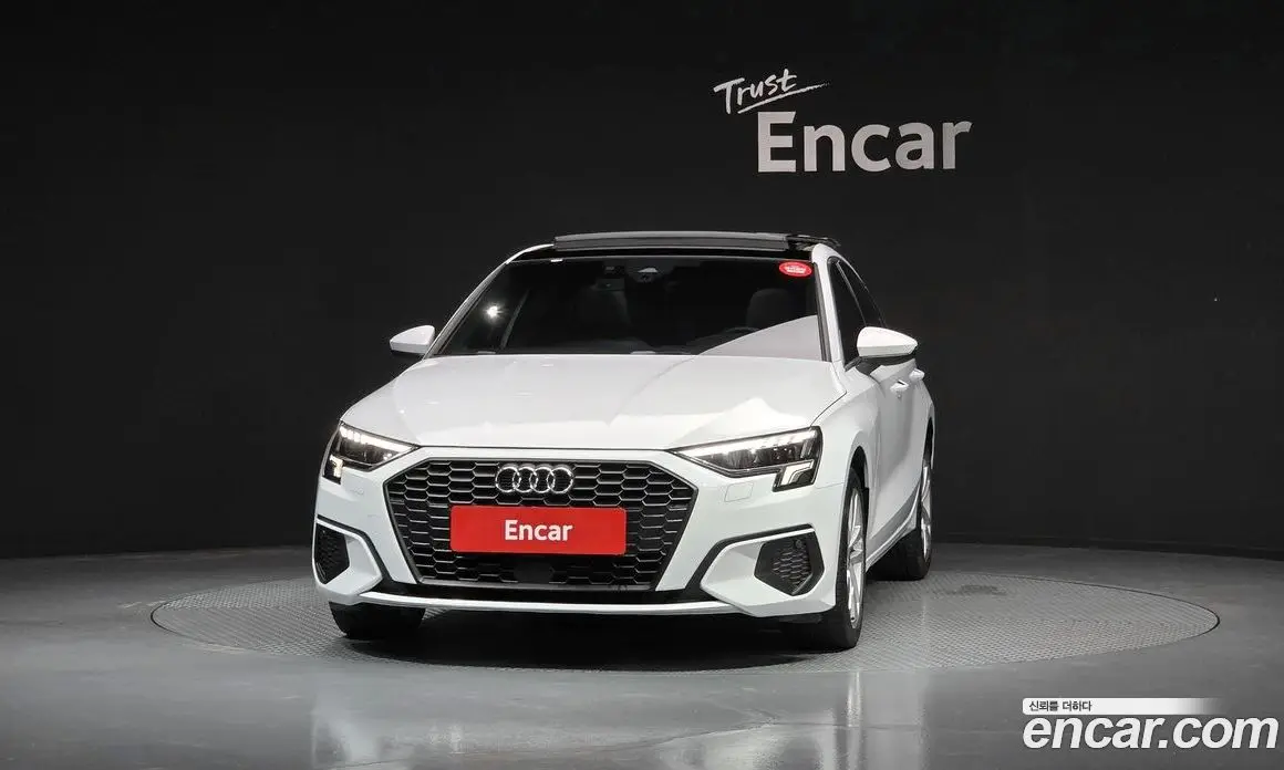 Audi A3 2022 2.0 автомат (гидро), фото 3 Audi A3 2022 2.0 автомат (гидро), фото 3