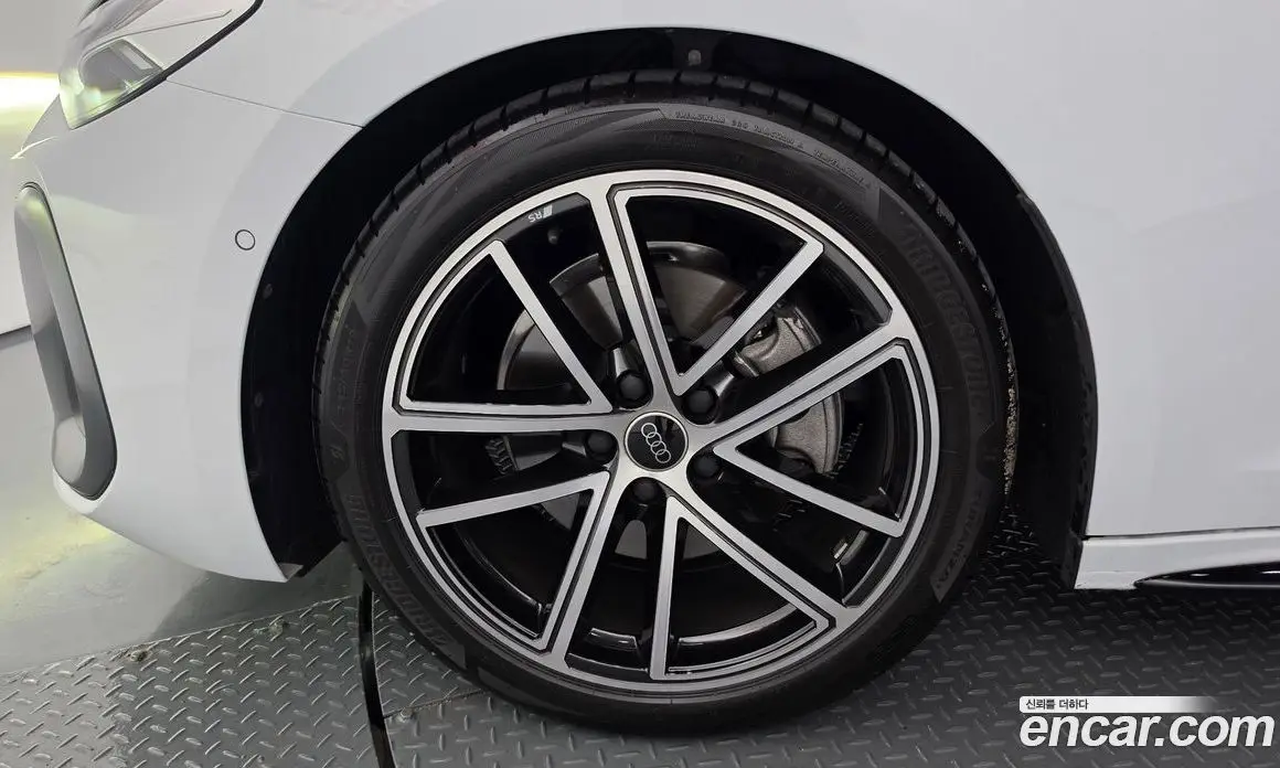 Audi A5 2025 2.0 автомат (гидро), фото 5 Audi A5 2025 2.0 автомат (гидро), фото 5