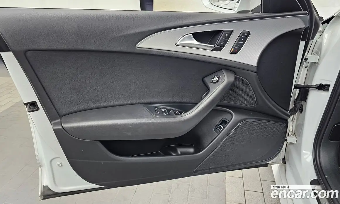 Audi A6 2018 2.0 автомат (гидро), фото 14