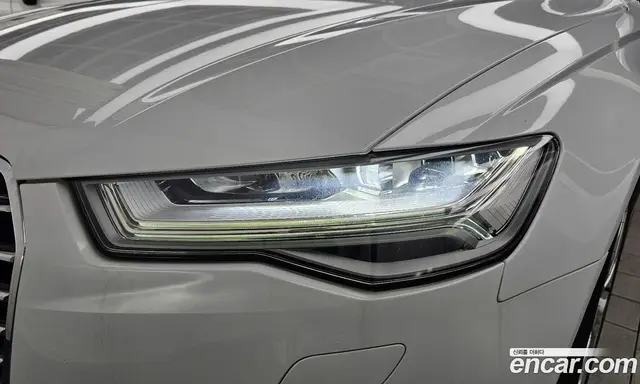 Audi A6 2018 2.0 автомат (гидро), миниатюра 8