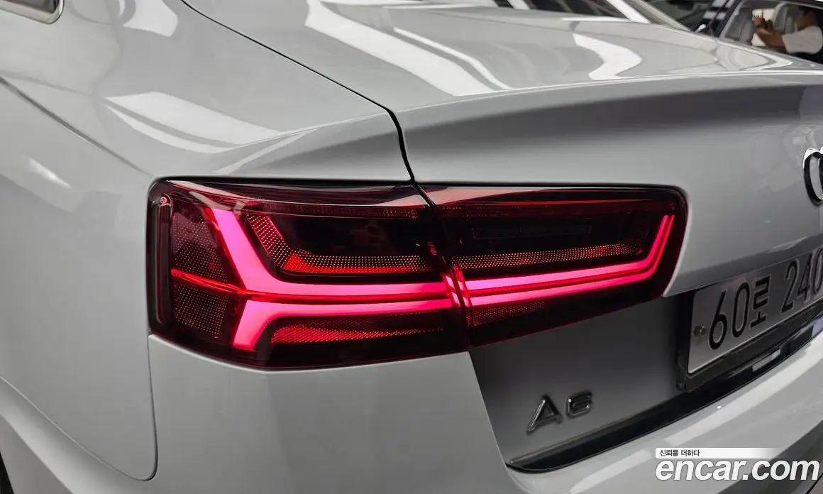 Audi A6 2018 2.0 автомат (гидро), фото 9