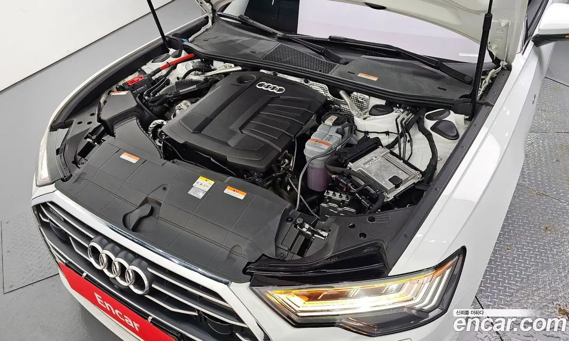 Audi A6 2023 2.0 автомат (гидро), фото 6