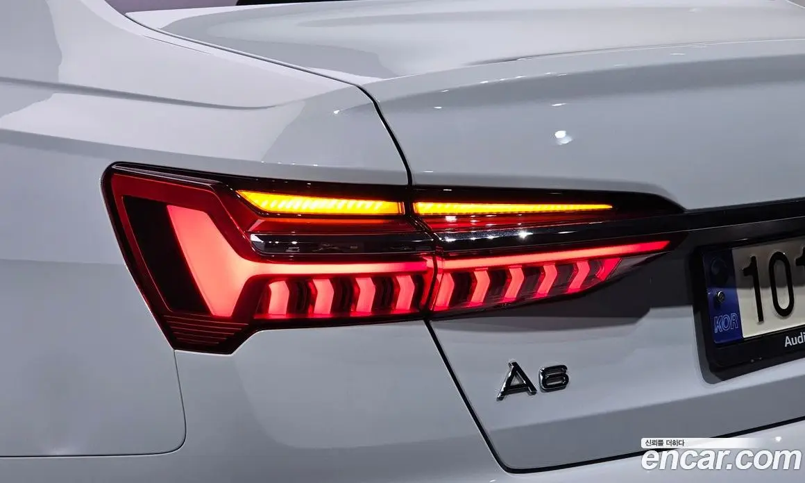 Audi A6 2023 2.0 автомат (гидро), фото 9