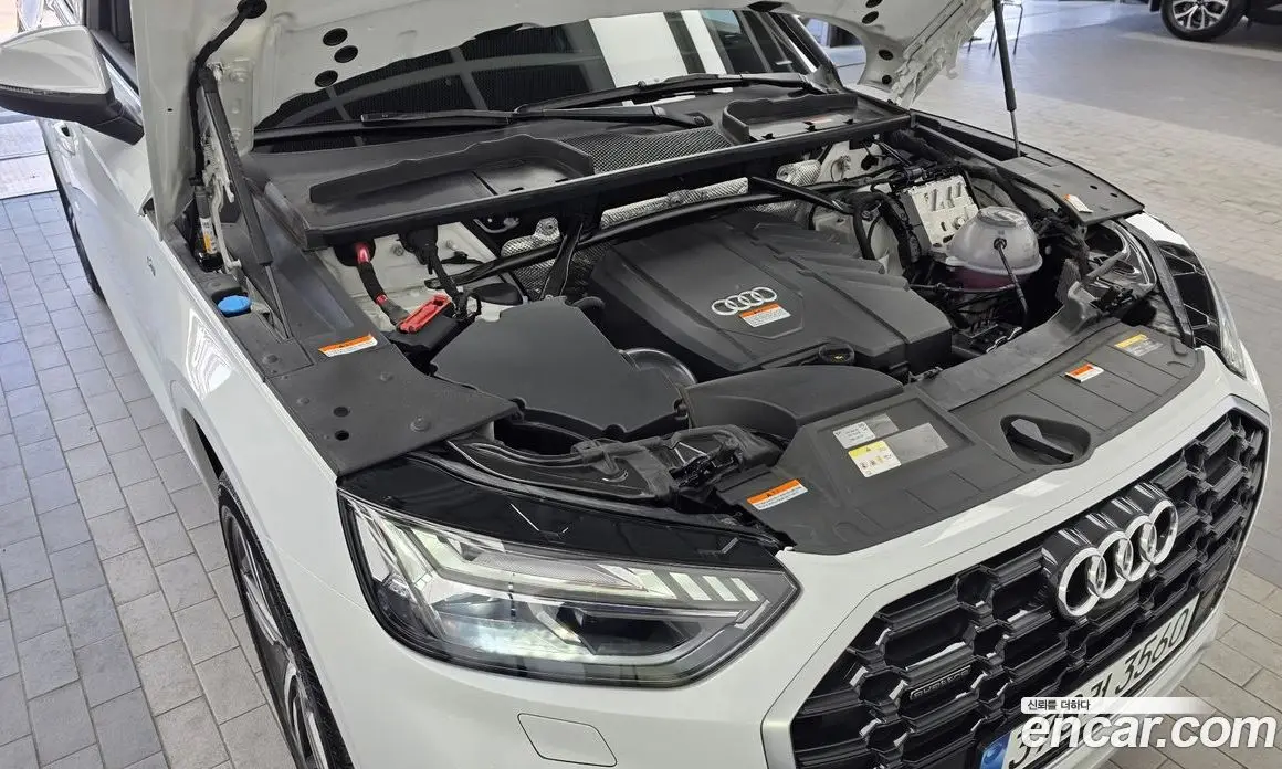 Audi Q5 2022 2.0 автомат (гидро), фото 6
