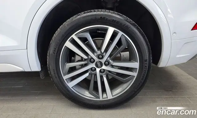 Audi Q5 2022 2.0 автомат (гидро), миниатюра 7