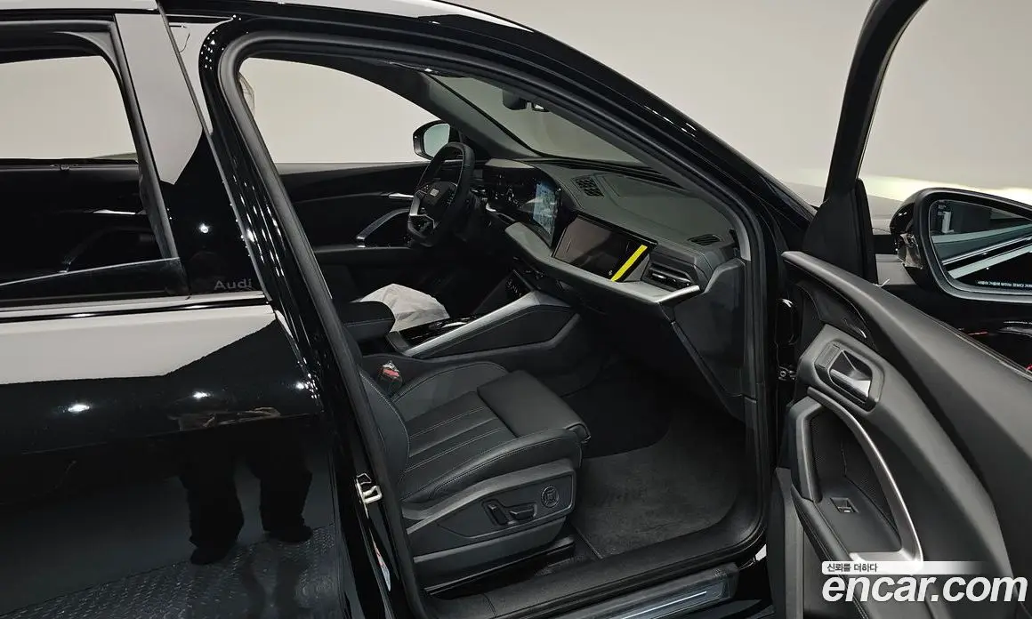Audi Q5 2025 2.0 автомат (гидро), фото 15