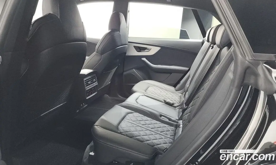 Audi Q8 2025 3.0 автомат (гидро), фото 17 Audi Q8 2025 3.0 автомат (гидро), фото 17